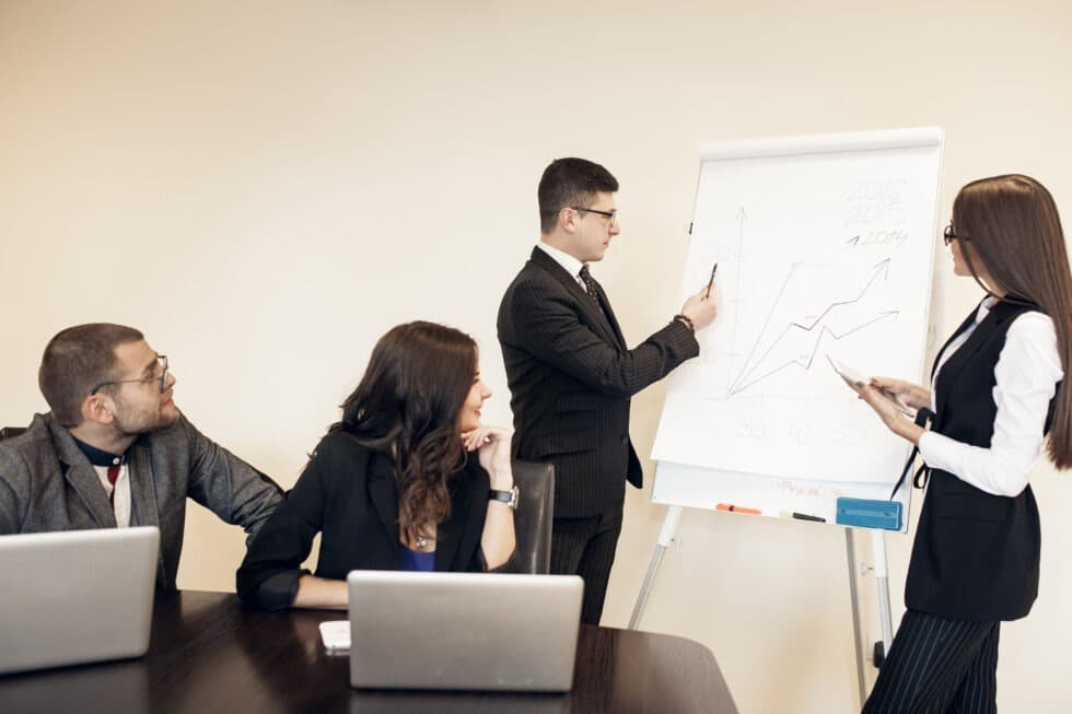 Frontline Leadership Training for People Management